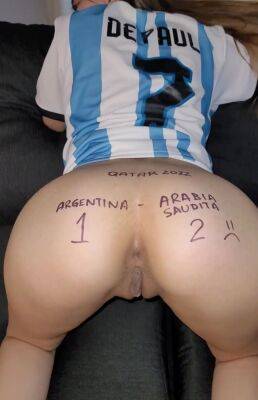 Sexy Plump-ass Latina Helps Her BF To Cheer For the National Team on coonylatina.com