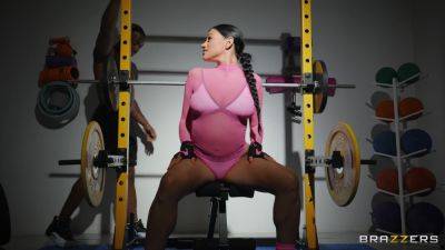 Sporty Latina princess devours tasty dick at the gym in amazing interracial on coonylatina.com