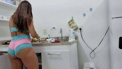 I Visited My Friend and Fucked the Hot Latina in the Bathroom: Leo Skull on coonylatina.com